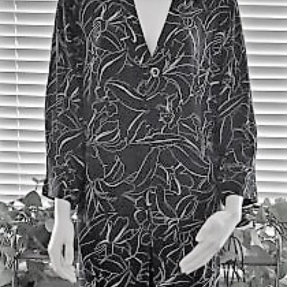 Michel Studio Top / Tunic Size 22 - Picture 2 of 8